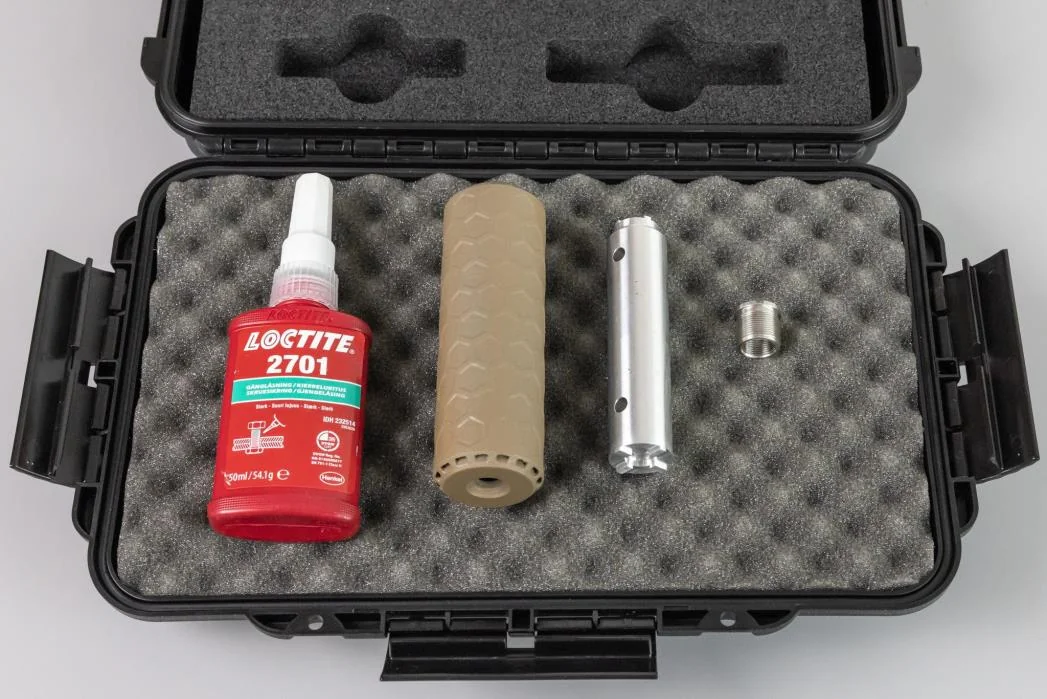 Schritt 1: Werkzeuge vorbereiten – Loctite, Schalldämpfer und Koffer